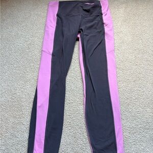 Athleta leggings size S with pockets